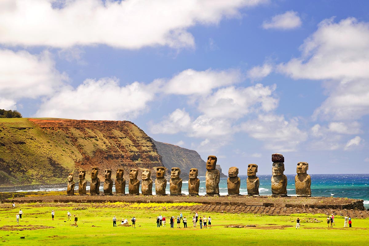 15 large humanoid statues along the coast of Easter Island, a top travel spot in South America