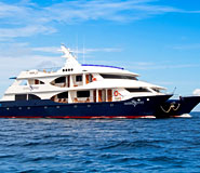Ocean Spray Picture, Galapagos Boat, Galapagos Travel, Galapagos For Less