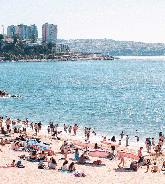 Crowds of visitors at the beach in Viña del Mar, a popular resort town near Valparaíso.