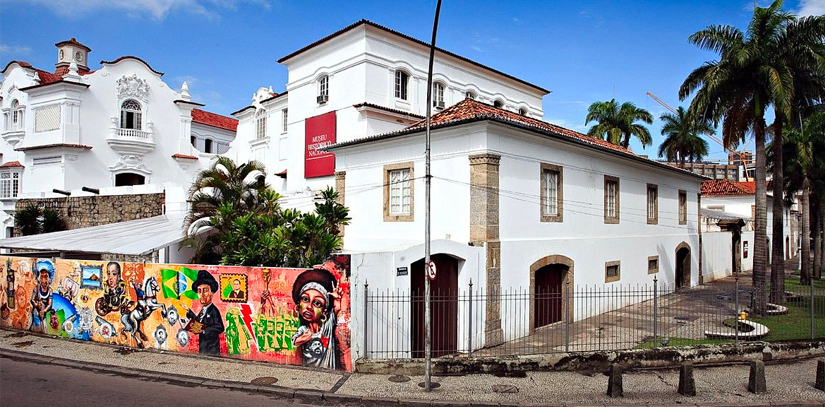 The Museu Histórico Nacional located in downtown Rio, with a graffiti artpiece on the side of the wall