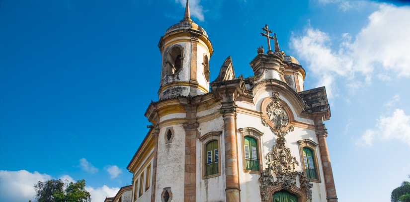 São Paolo Igreja de Sao Francisco de Assis, a baroque style church in front of a blue sky